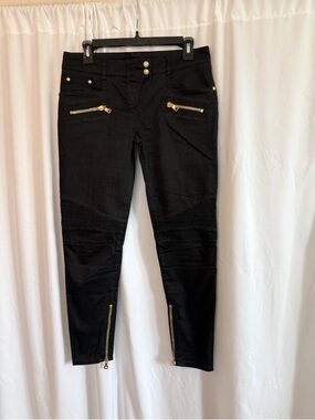 Balmain Black and Gold Zippered Ankle Jean Pants - size 38- US Small